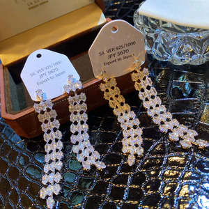Zircon Hàn Quốc Phong Cách Mới Nhẹ Sang Trọng Tua Rua Bông Tai Dài Thanh Lịch Bán Buôn