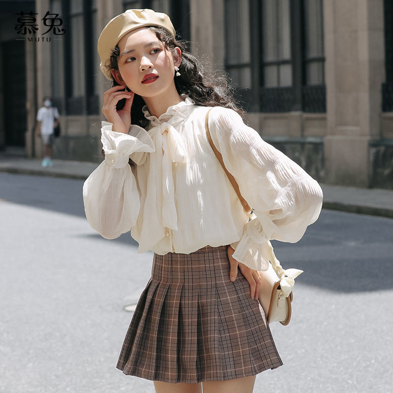 Mutu Xếp Ly Ren-Up Cổ Áo Sơ Mi Voan Nữ Mùa Xuân 2026 Phong Cách Mới Retro Thiết Kế Niche Dài Tay Top