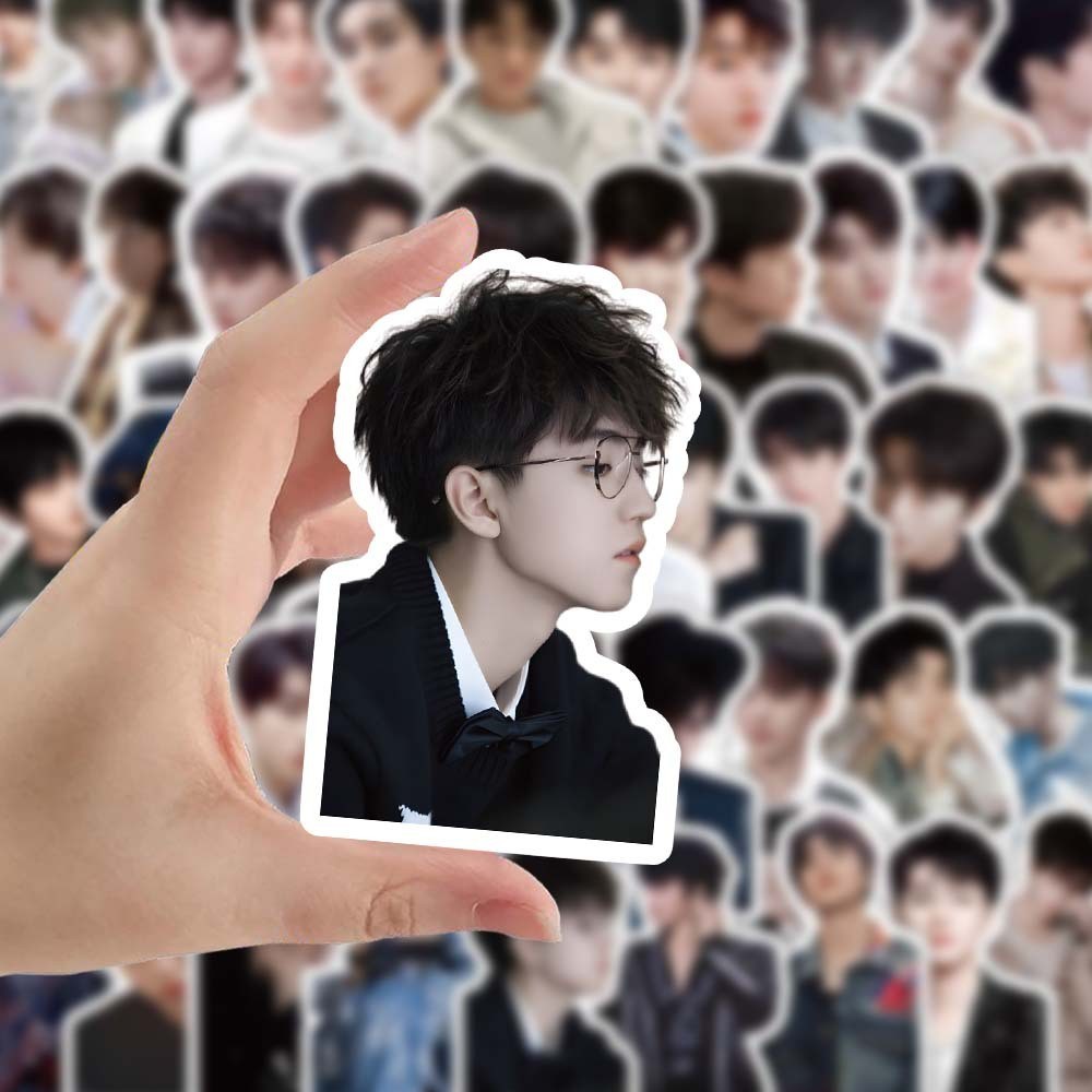 TFBOYS Karry Wang Junkai TF Family 3 4 thế hệ Ma JiaQi Zhu Zhixin Zhang ZhenYuan Idols Ảnh Dán Yan Haoxiang Ding Chengxin Hành Lý Chống Nước Laptop Dán Nhanh YM