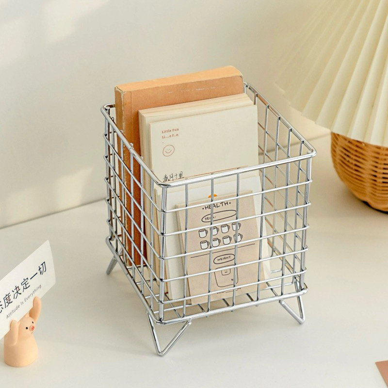 Giỏ Vuông Sắt Đựng Đồ Lặt Vặt Decor Trang Trí Bàn Học COLEEN | BigBuy360 - bigbuy360.vn