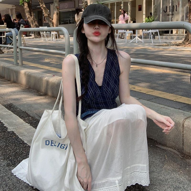 [YU]Trang phục nữ hai mảnh mùa hè, áo vest dáng ngắn không tay kết hợp váy trắng thanh thoát.