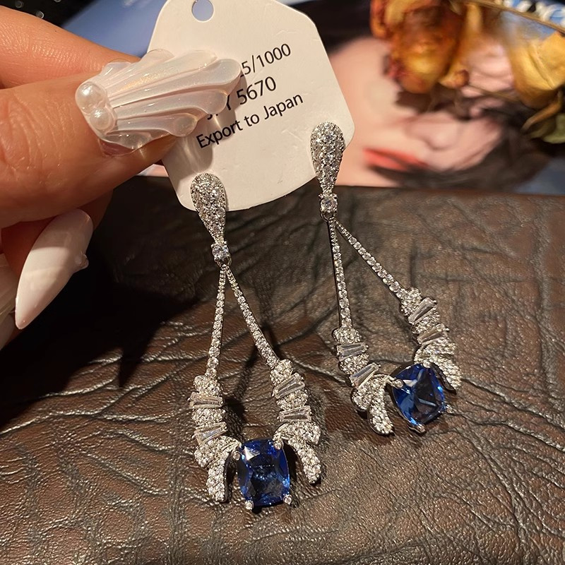 Phong Cách Mới Hoa Thời Trang Zircon Bông Tai s925 Bạc Kim Nơ Tính Khí Ánh Sáng Bông Tai Sang Trọng