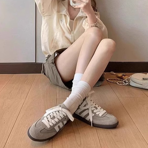 Giày đế bằng đế giữa quai chéo cổ điển xuân thu Giày đế bằng thời trang PU giày thường ngày thoáng khí thoải mái chống trơn trượt cho giới trẻ Hàn Quốc