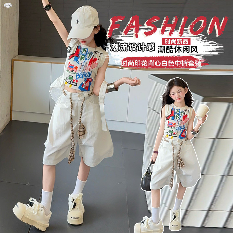 Bộ đồ thời trang bé gái 2025 Phong cách mới Phiên bản Hàn Quốc Áo Vest in hình trẻ em + Quần rộng giữa Bộ đồ hai mảnh
