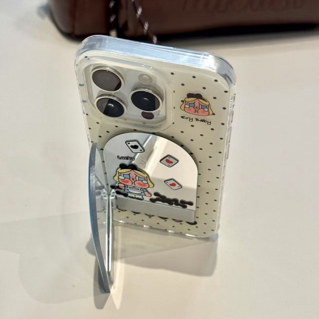 ✨Spot】[Búp bê Mặt dây Búp bê khóc+Giá đỡ gương+Vỏ điện thoại] ốp lưng Iphone16 Promax/15 Pro/14 Plus