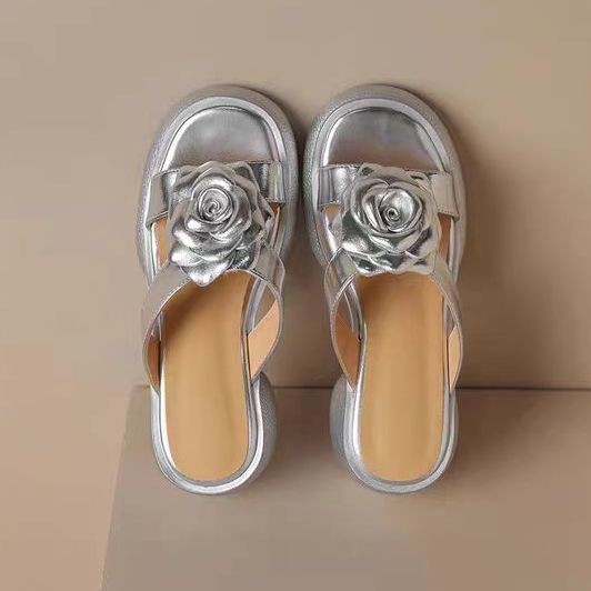 ✨Giày Sandal Phong Cách Trung Quốc Mới Dép Phù Hợp Với Giày Cao Gót Mùa Hè Nhẹ Thoải Mái Dép Đi Hoa 25.7.31