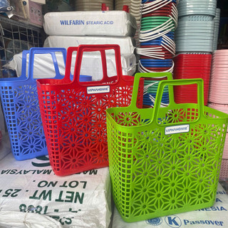 Giỏ xách đi chợ bằng nhựa Winhome loại lớn – Làn nhựa đựng đồ tiện lợi, bền đẹp, đa năng - Phương Trang