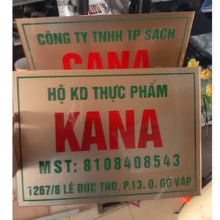 Bảng Công Ty kích thước 20x30cm, 35x25cm, 30x40,.....  Chất liệu mica,tặng kèm băng keo 2 mặt thiết kế theo yêu cầu