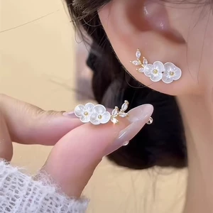 Bông tai hoa vỏ trắng kim bạc S925, thiết kế sang trọng nhẹ nhàng, bông tai mới 2025, trang sức tai đơn giản tinh tế D8L7