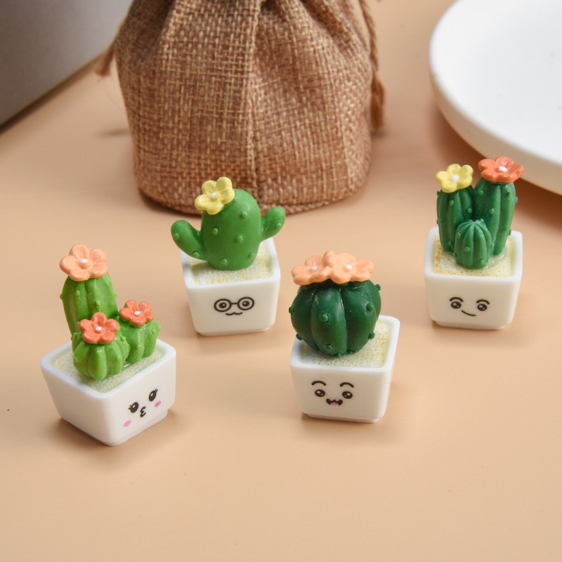 1 / 4 Thu Nhỏ Chậu Cây Xương Rồng Cây Cảnh Mô Hình Trang Trí Nhà Đồ Chơi Micro Phong Cảnh Ô Tô Để Bàn Trang Trí