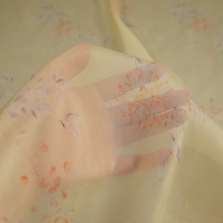 Thanh Lịch Ánh Sáng Vàng Hoa Lớn In Kỹ Thuật Số Sợi Kim Cương Voan Vải Váy Sườn Xám Hanfu Handmade Vải Trong Suốt