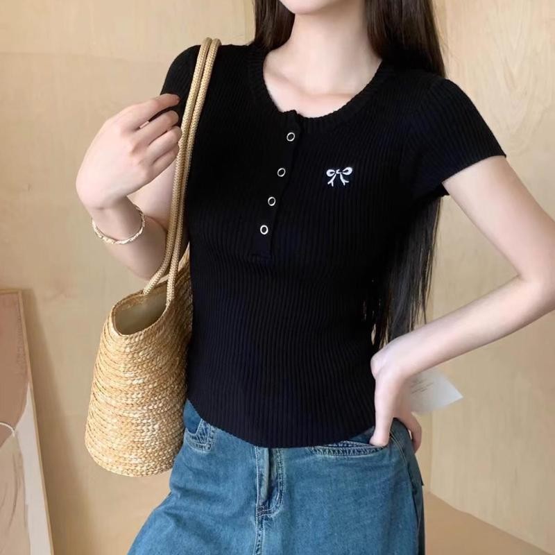 Áo Thun Nữ Tay Ngắn Cổ Cúc Bấm PINKSTORE29 Thêu Nơ Dễ Thương A51217