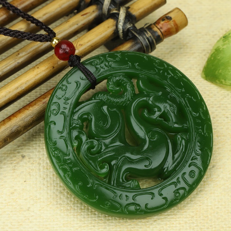 Vòng cổ mặt dây chuyền rỗng thanh lịch-Thiết kế khắc tinh tế, Phong cách truyền thống Trung Quốc, Phụ kiện thời trang nam