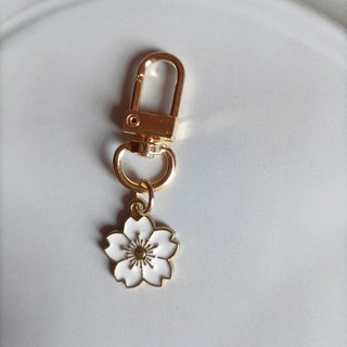 Móc khóa cỏ ba lá sang trọng Cherry Blossom & Four-Leaf Clover - Charm hoa hợp kim cho ba lô, ví & chìa khóa xe hơi