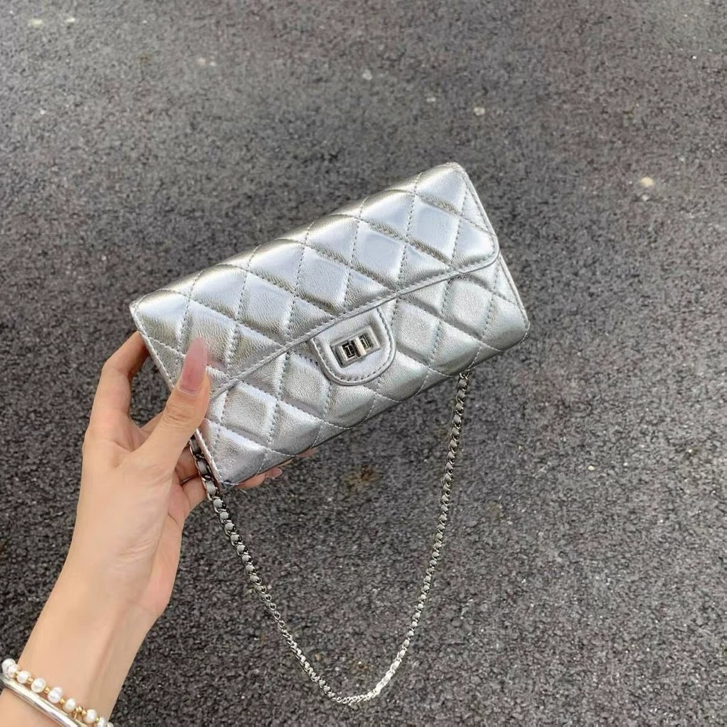 Túi đeo chéo cao cấp đa năng kiểu Hàn Quốc với dây chuyền kim cương