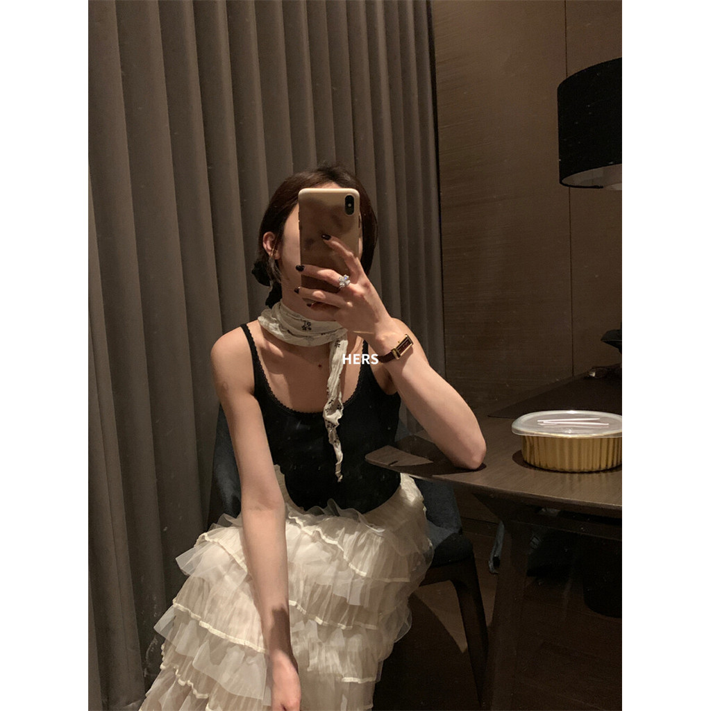 Áo yếm ren một mảnh dành cho nữ