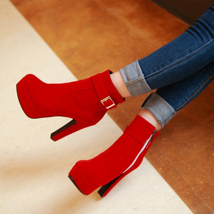 Size 34-43 Da Lộn Dày Gót Đen Giày Bốt Ngắn Martin Đỏ Giày Cưới Phiên Bản Hàn Quốc Giày Cao Gót Nữ