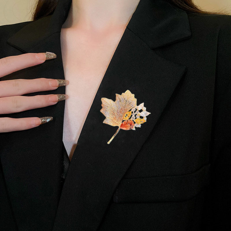 Mới Corsage lá phong thời trang, tinh tế, sang trọng