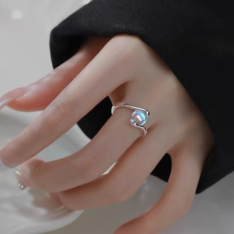 Nhẫn nữ đá mặt trăng điều chỉnh kích thước, phong cách tối giản và sang trọng bán chạy