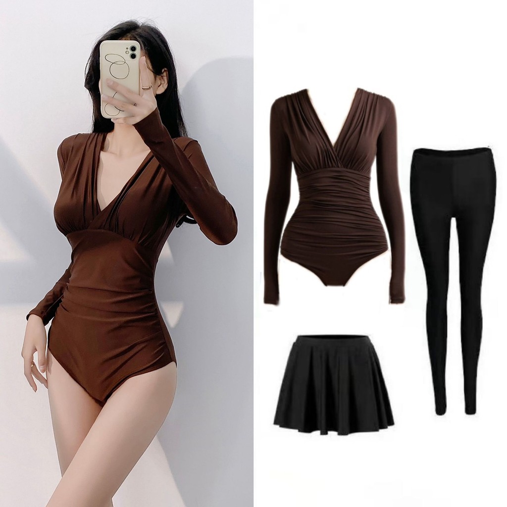 Đồ bơi một mảnh cổ V màu nâu đậm, thiết kế xếp nếp ôm sát, phù hợp cho bãi biển và suối nước nóng - M/L/XL