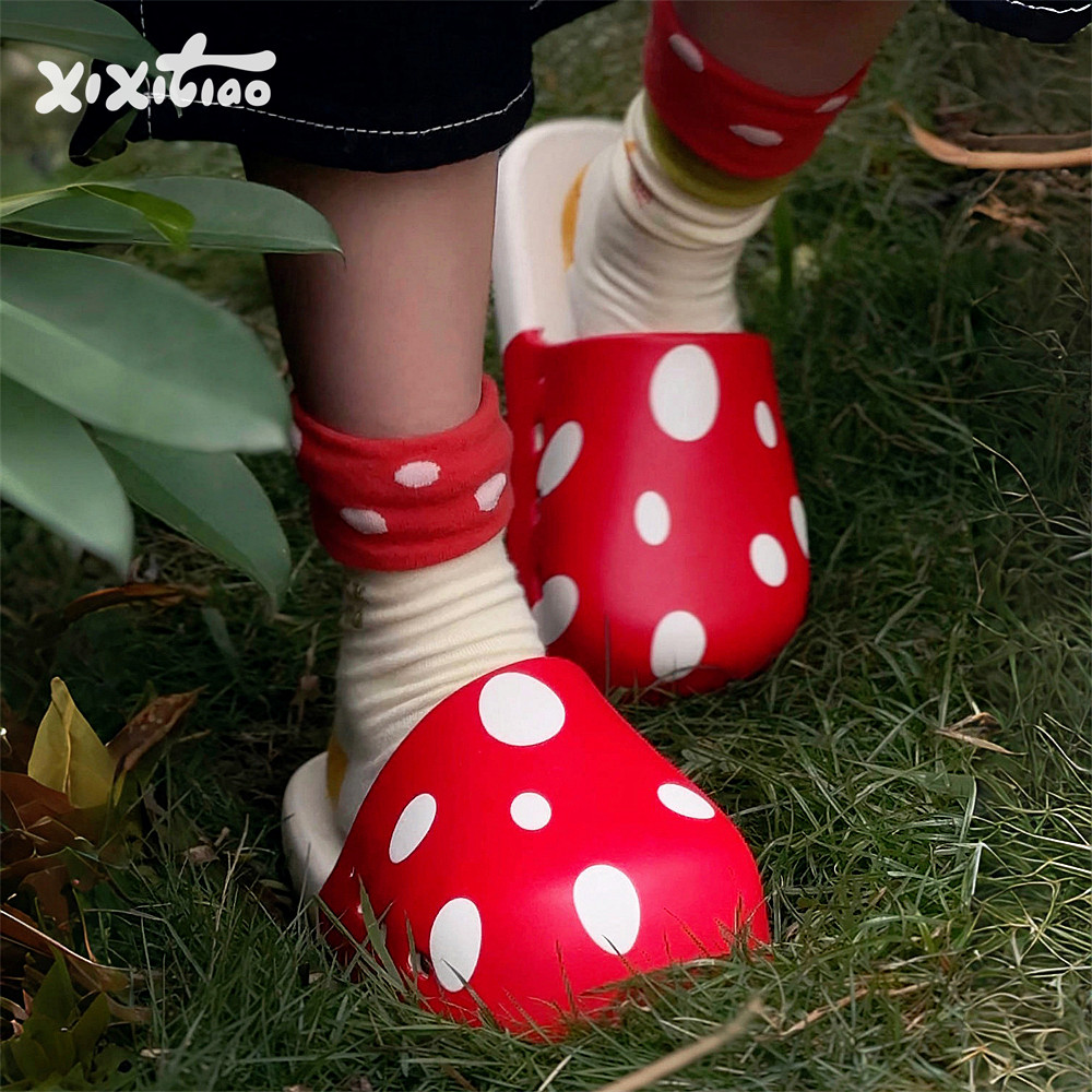 Sáng Tạo Dễ Thương Đỏ Xanh Nấm Baotou Dép Giày Lười Slip-On All-Match Casual eva Nhẹ Chống Trơn Trượt Dép Đi Biển