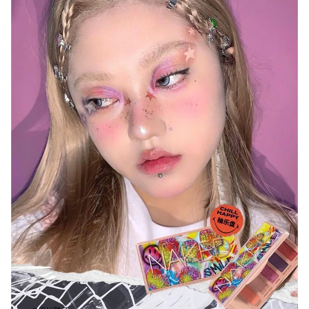 Phấn mắt naked smiley Ur.ban de.cay