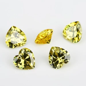 5A Đá CZ Cắt Trái Tim Màu Vàng Ô Liu 15 / 30 Chiếc 3x3mm ~ 10x10mm Cubic Zirconia Rời Cho Trang Sức DIY