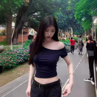 Áo thun ngắn tay màu xanh dành cho nữ Slim-Fit Slimer Look Mùa hè Phong cách mới Đáy áo sơ mi Tính khí Ngọt cay Top