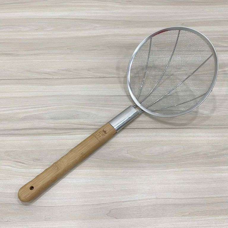 Chao lì vợt lưới inox cán trúc đủ  size . inox không rỉ cán cầm chắc tay