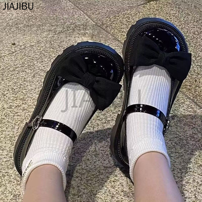 Size 35-46 Giày Da Mũi Tròn Chống Trượt Phong Cách Anh Quốc Có Khóa Tình Yêu Gót Dày 45 Giày Nữ Cỡ Lớn 44 Giày Đi Học Màu Đen 43 Korean Fashion Platform Bow Mary Jane Doll Shoes 42 Nhật Bản JK Đồng Phục Cosplay Lolita Giày Giày Da Sáng Chế Preppy