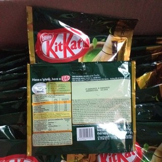Bánh xốp Socola Kitkat vị Trà Xanh 8 thanh 17g (136g)