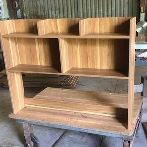 Giá sách để bàn học hiện đại chữ u nhiều ngăn bằng gỗ chống mốc