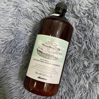 Dầu gội thanh lọc giải độc cho tóc và da đầu Davines Detoxifying Scrub Shampoo 1000ml [ TN ]
