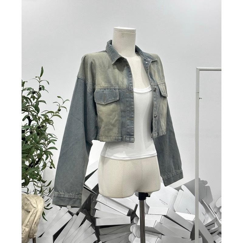 Áo khoác jean croptop nữ, áo chống nắng nữ freesize form thường phối túi lật màu loang phong cách cá tính- AK016
