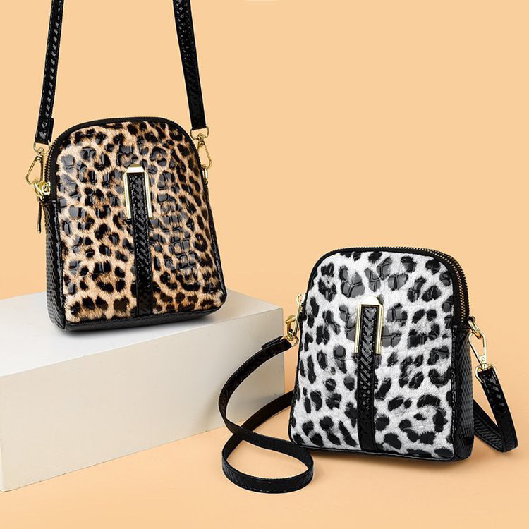 New Women's Bag Leopard Print Mobile Phone Bag Genuine Goods High Fashion Multi-Layer Pouch Shoulder Soft Leather Cross-Body Bag Women's Bag Leopard Print