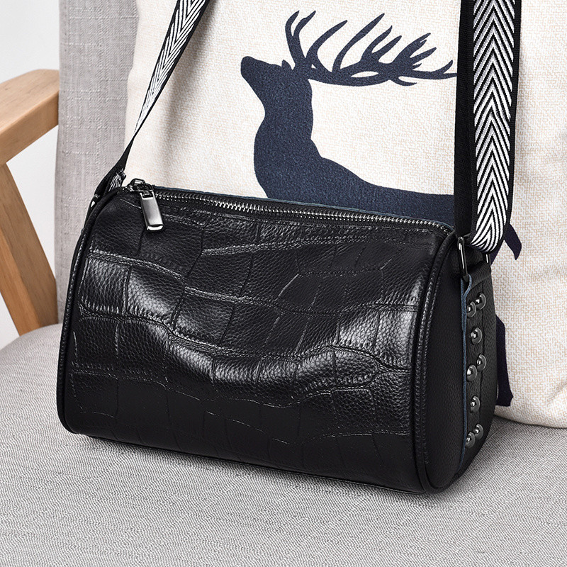 New Women's Genuine Leather Pillow Bag Crossbody Bag Autumn Winter Versatile Fashion Crocodile Pattern Large Capacity Shoulder Bag Trendy
