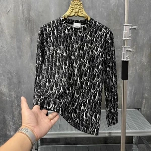 Ánh sáng sang trọng hợp thời trang giản dị của nam giới dài tay T-Shirt 2024 mùa thu và mùa đông xu hướng Vòng cổ dài tay áo hàng đầu