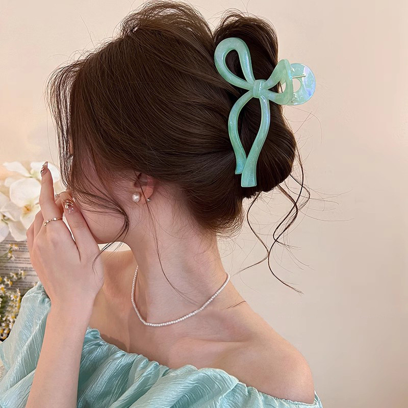 Kẹp móng vuốt lớn cho nữ Kẹp nơ cá mập