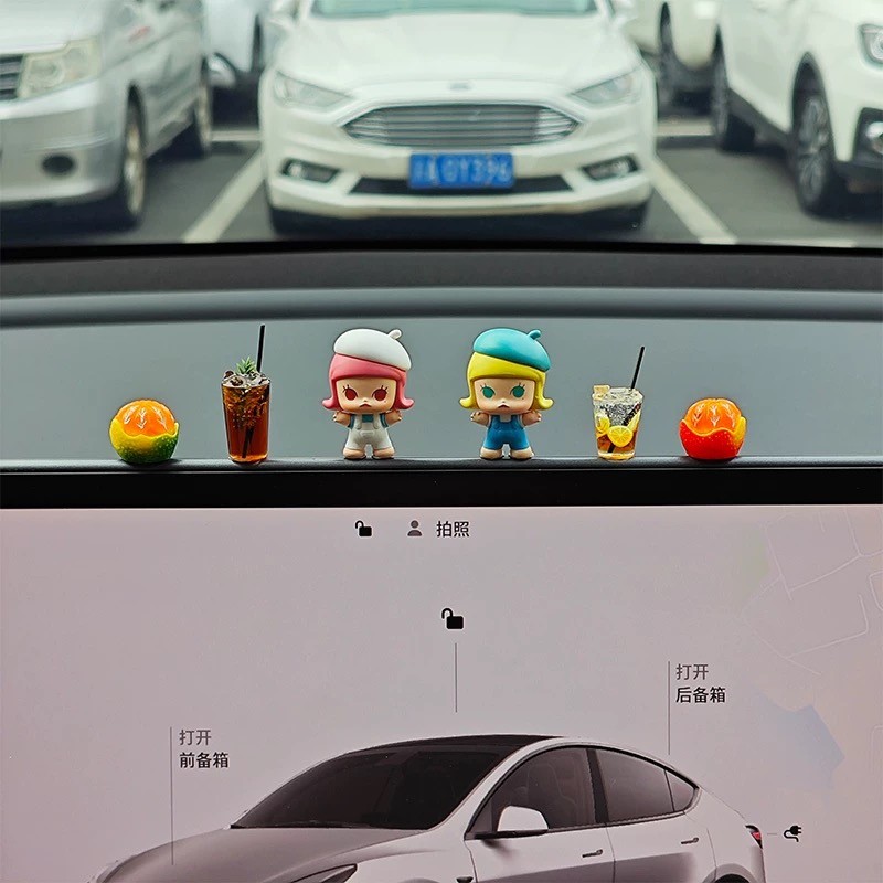 Nội Thất Tesla Trang Trí Màn Hình Pop mart Popbean Đồ Trang Trí Xe Trung Tâm Điều Khiển Đồ Trang Trí Dễ Thương Xe sp Búp Bê