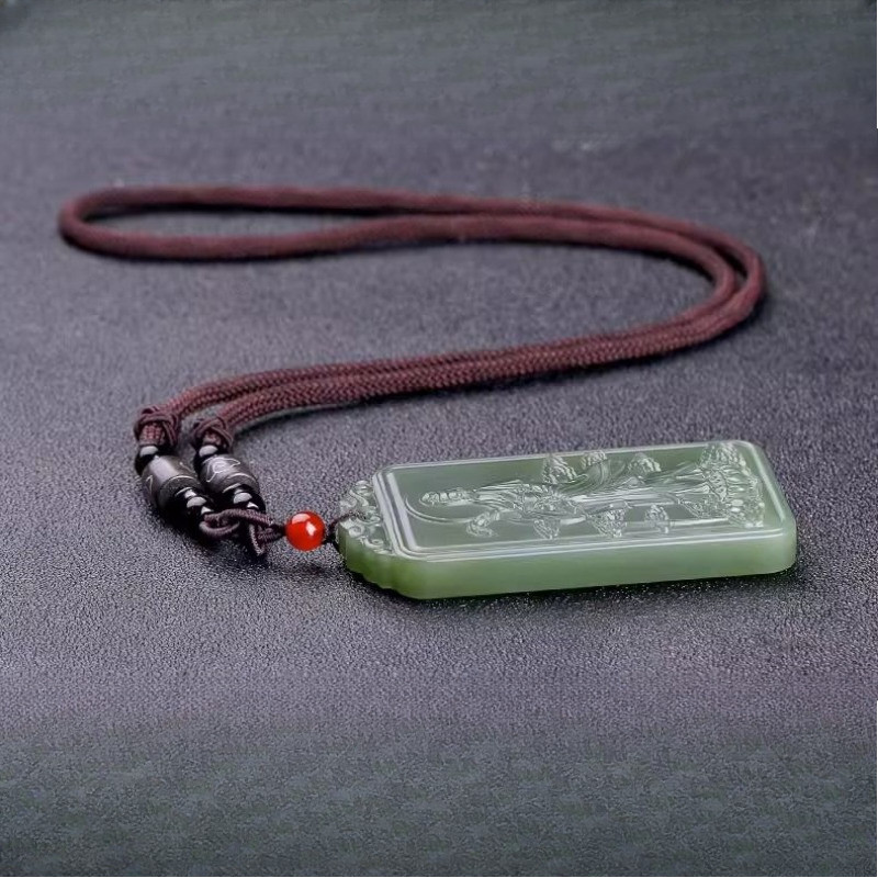 Mặt dây chuyền Sapphire Guanyin tự nhiên Nam Nữ Phong cách Ngọc Thương hiệu Mặt dây chuyền ngọc thủ công