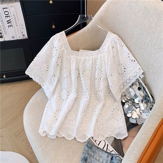 M-4XL Size Lớn Top Nữ Phong Cách Pháp Cổ Vuông Ren Áo Sơ Mi Tay Ngắn Mùa Hè 2025 Màu Trơn Rỗng Rời Ngắn Kích Thước Hàng Đầu Mỡ mm Bao Bụng Nữ Tay Ngắn Top Size Lớn Quần Áo Nữ
