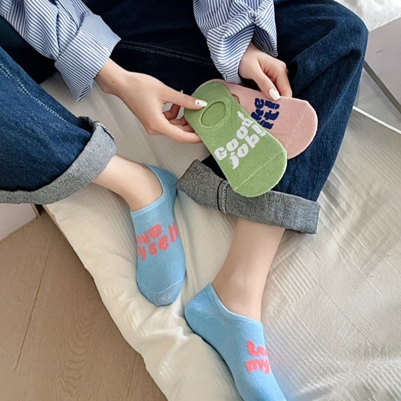 Hàn Quốc Ins Hợp Thời Trang Cotton Hoạt Hình Nhiều Màu Sắc Chống Trơn Trượt Nữ Cổ Thấp Thuyền Tất