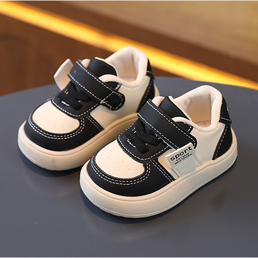 Giày thể thao tập đi cho bé trai bé gái 2 màu quốc dân thời trang đế mềm êm nhẹ sz 16-26_Già của bé 365 M235