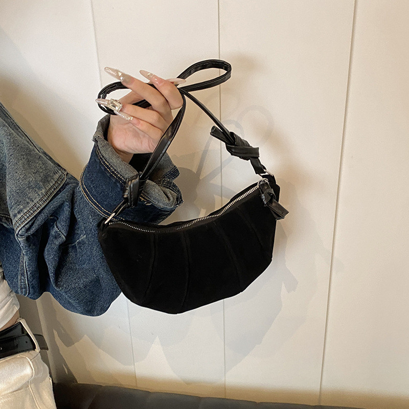 Niche Retro mùa thu và mùa đông mới kết cấu mờ Vai khâu Croissant