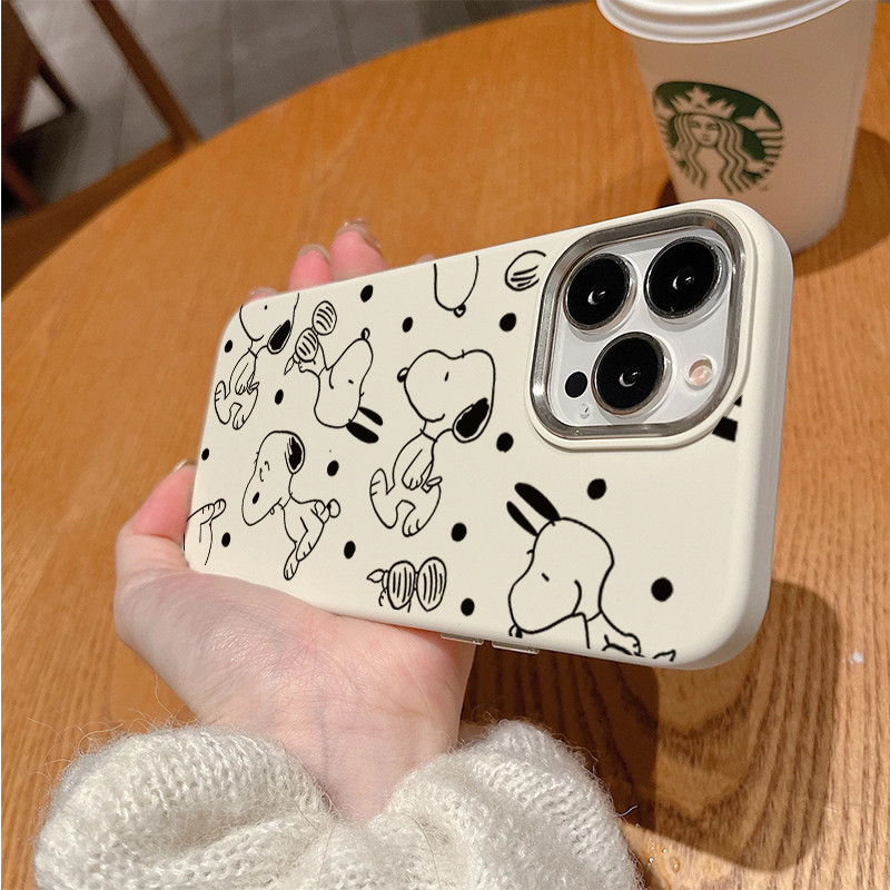 Ốp Điện Thoại Cho IPhone 16e 16 Pro Max 15 14 13 12 11 Pro Max 7 8 16 Plus X XS Ốp Lưng Hoạt Hình Snoopy TPU Màu Kẹo Silicon Mạ Chống Sốc Ống Kính Kim Loại Mềm
