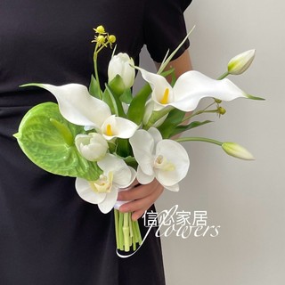 Bó hoa cưới côdâucalla huệ tulip côdâu từ hoa nhân tạo CEVERIA C0263