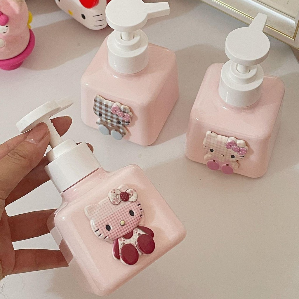 Ảnh Aubess [Quà tặng] Chai đựng dầu gội và sữa tắm Hello Kitty dạng bóp Bình đựng xà phòng du lịch Sanrio Bathroom 2
