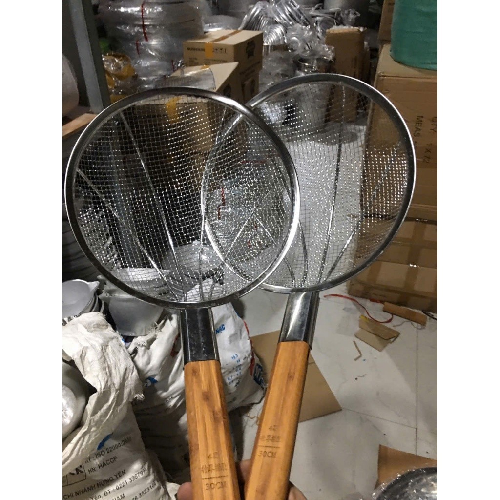 Chao lì vợt lưới inox cán trúc đủ  size . inox không rỉ cán cầm chắc tay