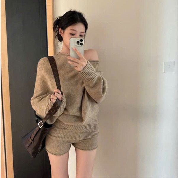 Set Áo Len Trễ Vai Cánh Dơi Mix Quần Short KCloset Dày Dặn Nữ Tính NA550
