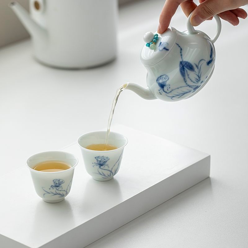 ✨Bộ ấm trà phong cách Trung Quốc có giá trị cao Một nồi Hai cốc Du lịch Công sở Bộ trà bóng ấm trà xanh Bộ trà gốm di động